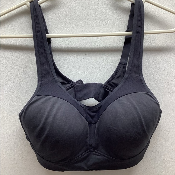 Adidas & C9 By Champion Size Small Sports Bra Duo. Preloved - Picture 6 of 9